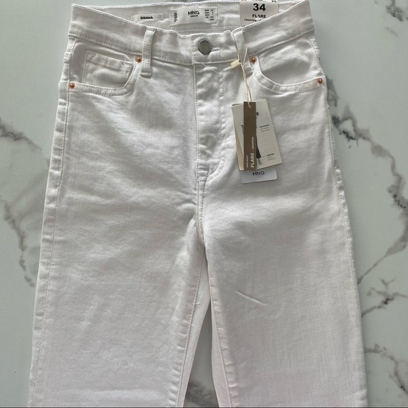 NEW Mango Sienna High Waist Cropped Flare Leg White Denim Stretch Jeans US 2 - Picture 9 of 13